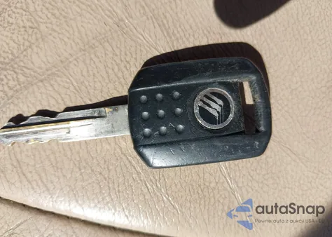 2005 Mercury Grand Marquis Ls/Lse z USA, uszkodzony, nr VIN 2MHHM75W85X603771